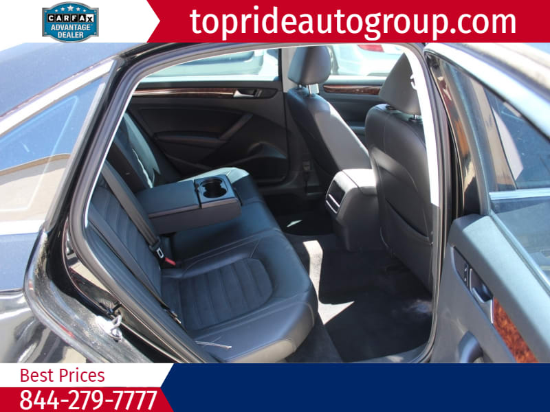 Volkswagen Passat 2012 price $7,995