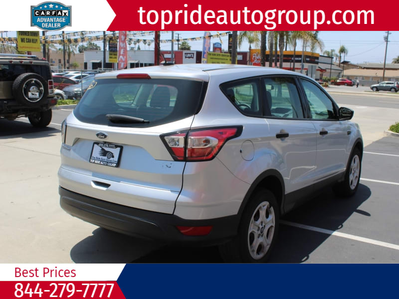 Ford Escape 2018 price $9,495