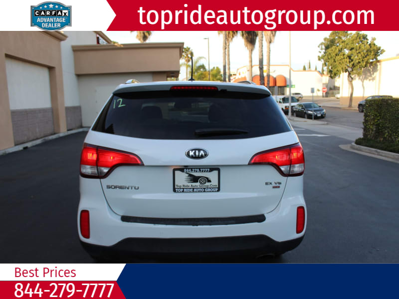 Kia Sorento 2014 price $10,995