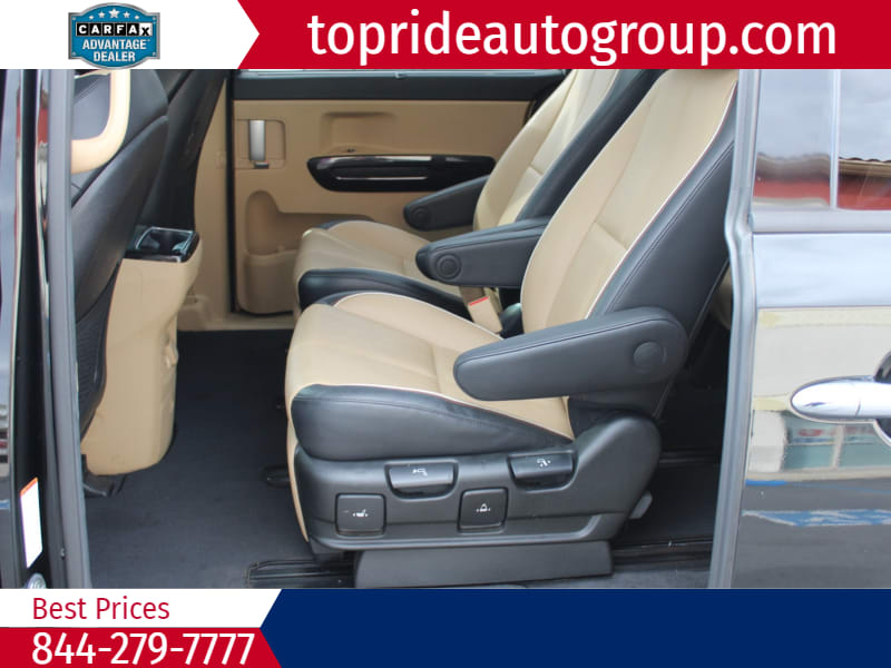 Kia Sedona 2015 price $11,995