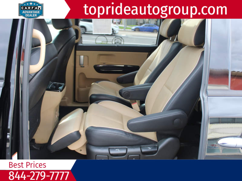 Kia Sedona 2015 price $11,995