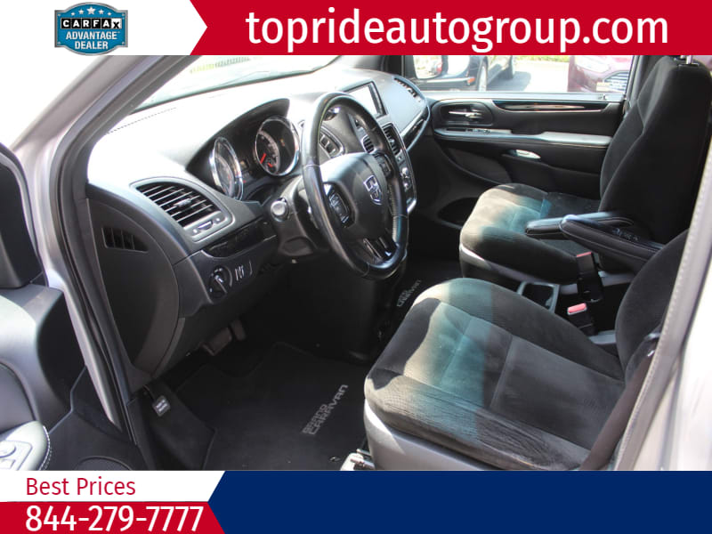 Dodge Grand Caravan 2016 price $8,995