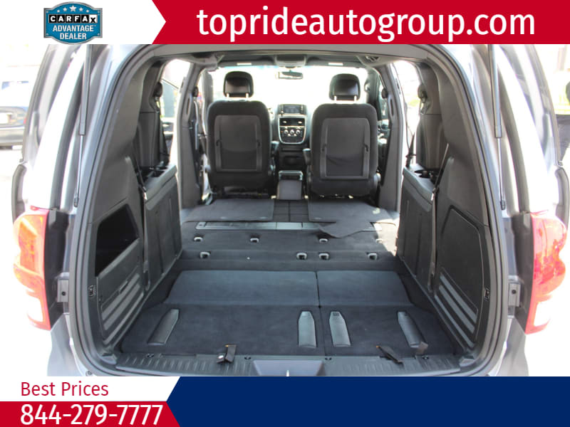 Dodge Grand Caravan 2016 price $8,995