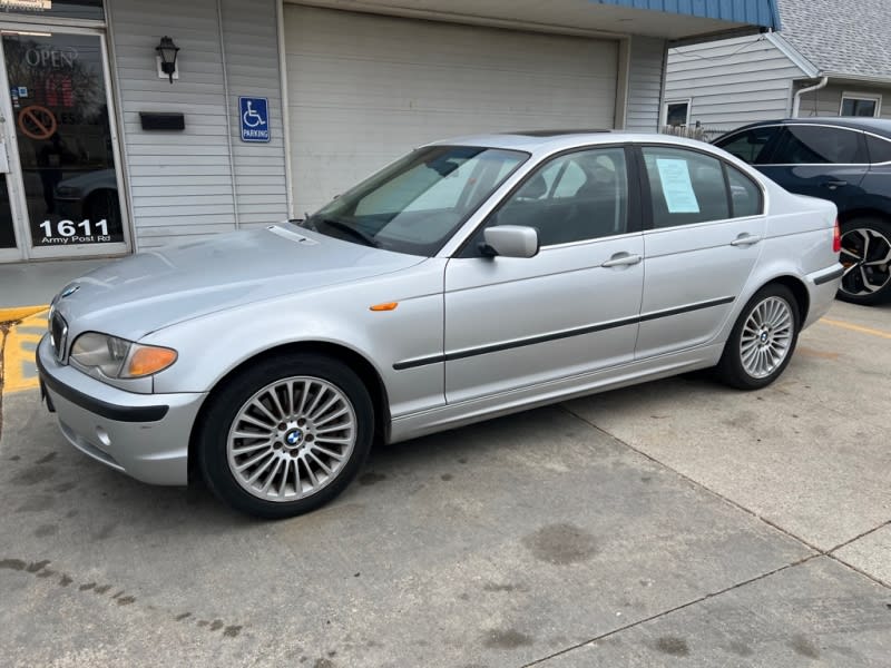BMW 330 2003 price $2,900