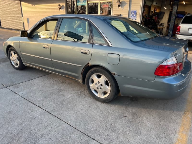 TOYOTA AVALON 2003 price $2,800