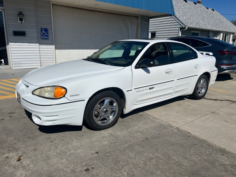 Used 2003 Pontiac Grand Am GT with VIN 1G2NW52E43C316289 for sale in Des Moines, IA