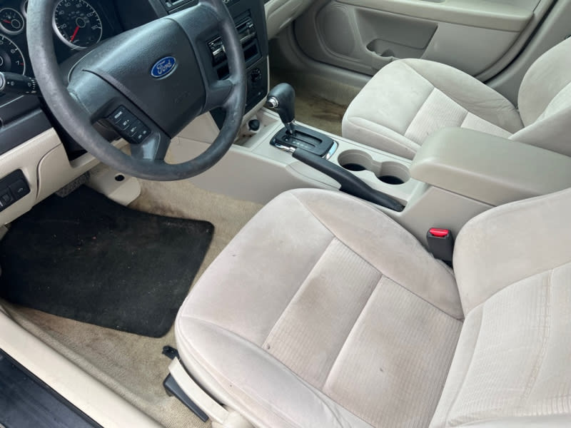 FORD FUSION 2006 price $2,500