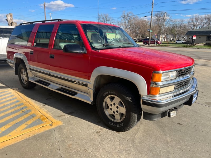 CHEVROLET SUBURBAN 1995 price $2,900