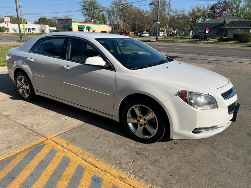 CHEVROLET MALIBU 2011 price $3,900