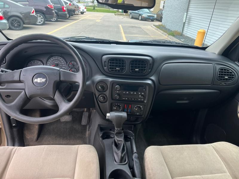 CHEVROLET TRAILBLAZER 2006 price $2,500