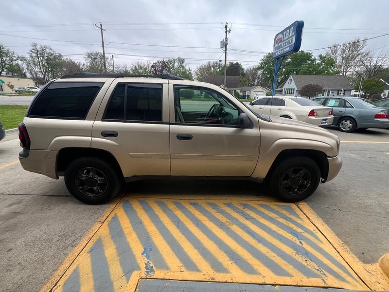 CHEVROLET TRAILBLAZER 2006 price $2,500