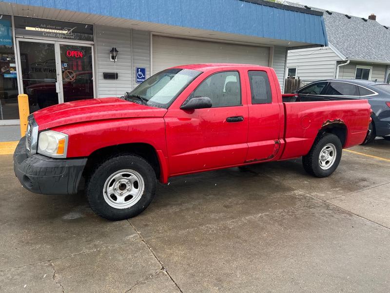 DODGE DAKOTA 2007 price $2,200