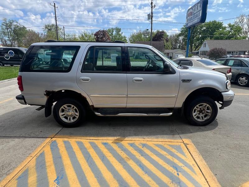 FORD EXPEDITION 2000 price $1,800