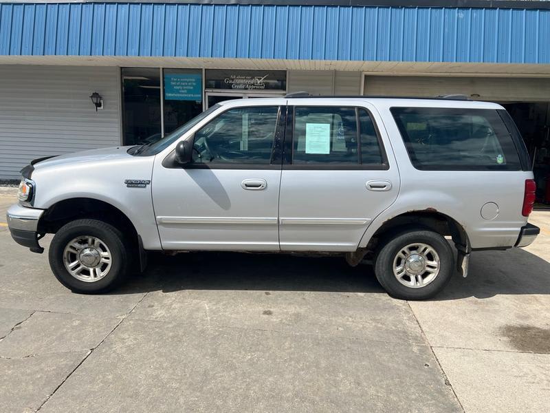 FORD EXPEDITION 2000 price $1,800