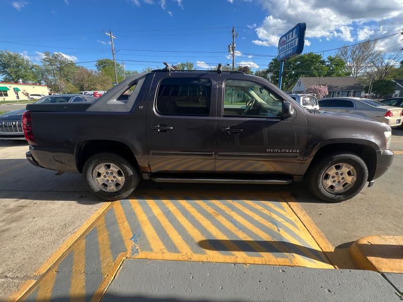 CHEVROLET AVALANCHE 2010 price $9,995