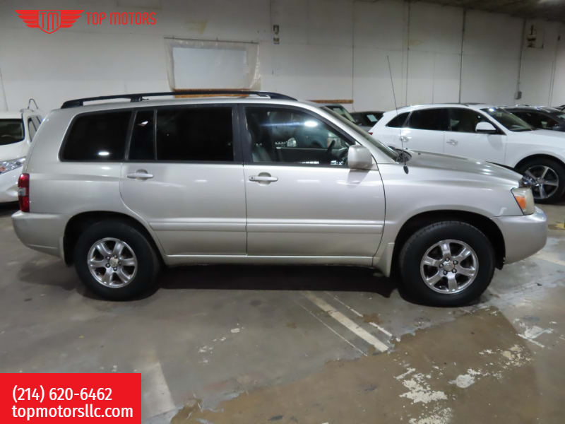 Toyota Highlander 2004 price $5,895 Cash