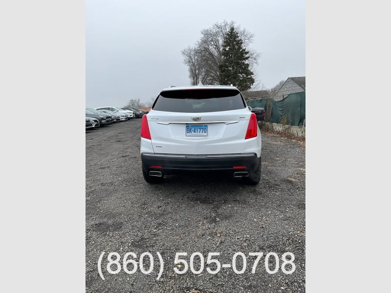 Cadillac XT5 2019 price $31,200