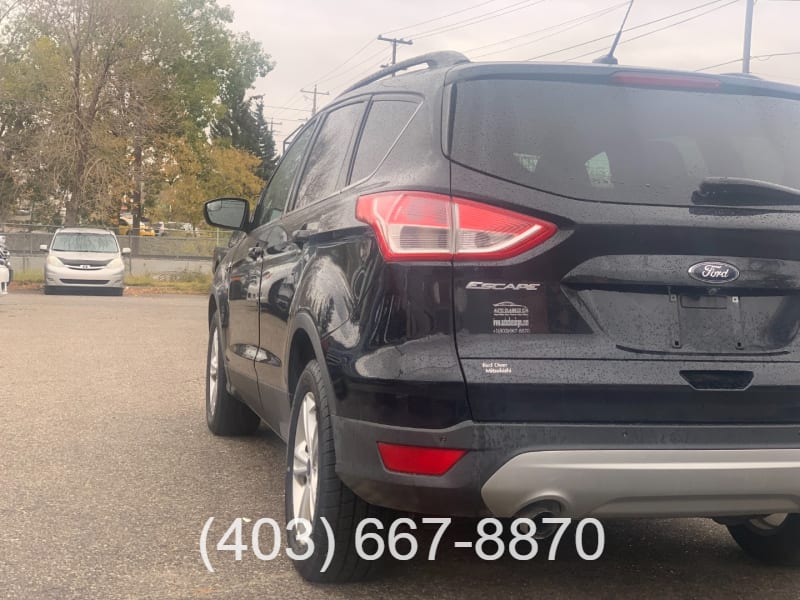 Ford Escape 2016 price $14,995