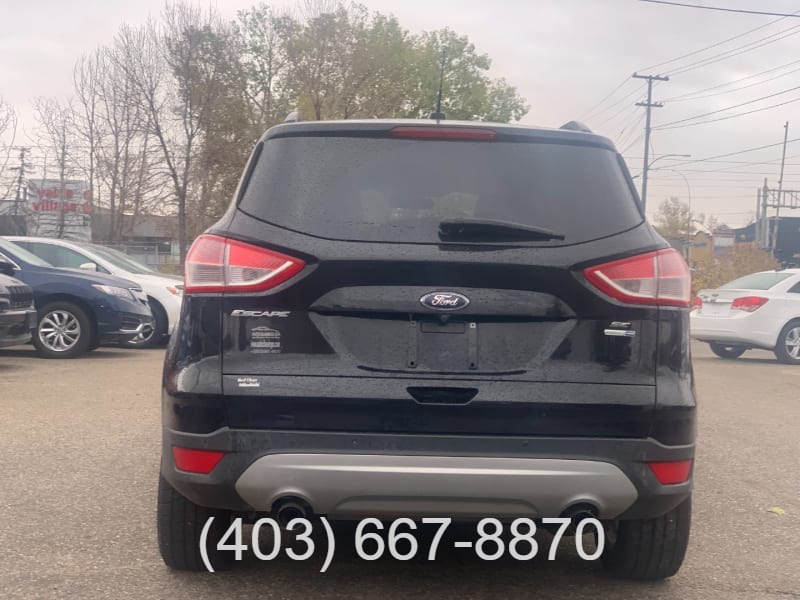 Ford Escape 2016 price $14,995