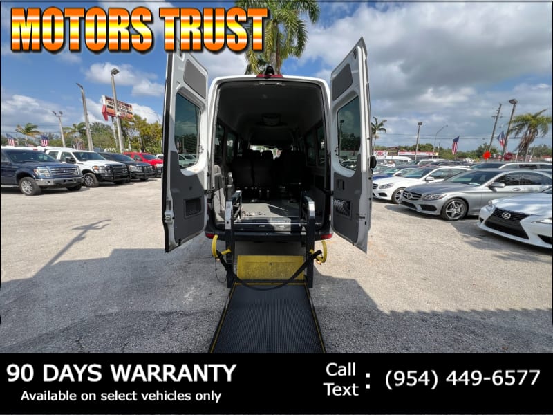 Mercedes-Benz Sprinter Passenger Van 2017 price $27,499