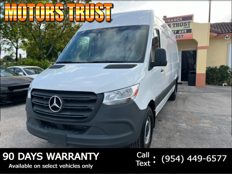 Mercedes-Benz Sprinter Cargo Van 2022 price $34,699