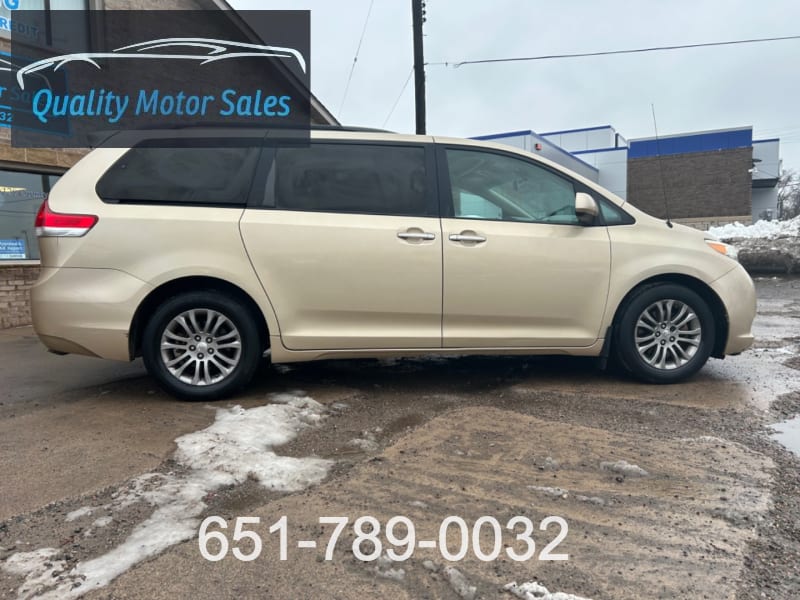 Toyota Sienna 2012 price $11,999