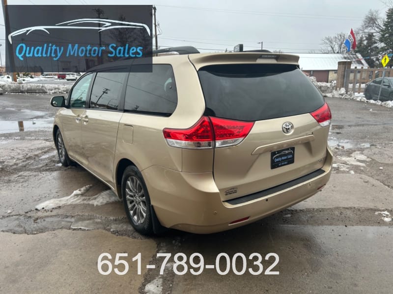 Toyota Sienna 2012 price $11,999