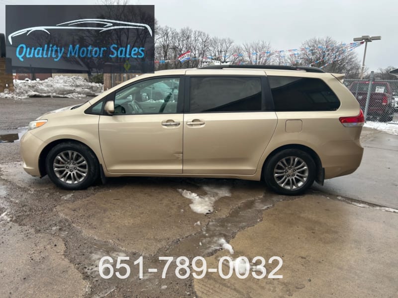 Toyota Sienna 2012 price $11,999