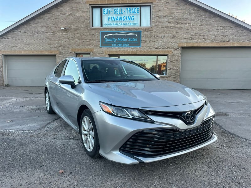 Toyota Camry 2019 price $17,999