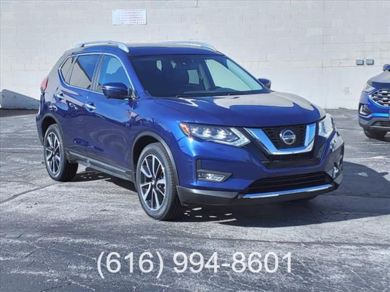 Nissan Rogue 2020 price Call for Pricing.