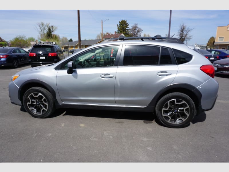 Subaru Crosstrek 2017 price $11,995