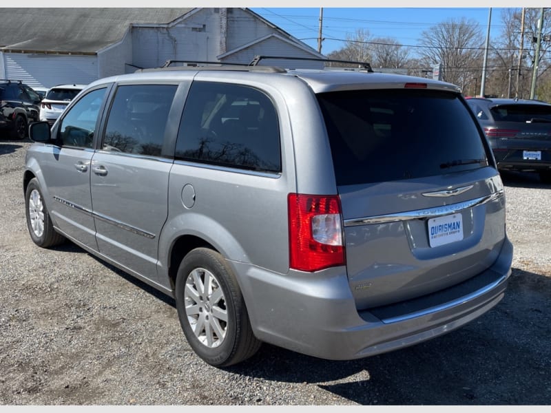 CHRYSLER TOWN & COUNTRY 2013 price $7,490