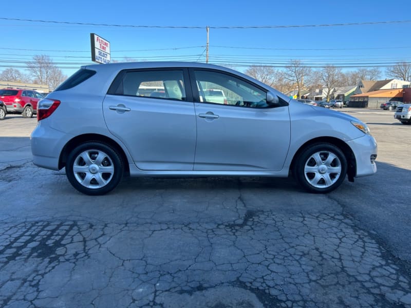 Toyota Matrix 2009 price $7,995