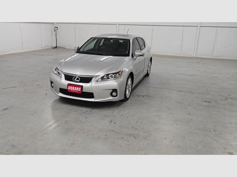 Lexus CT 200h 2012 price $16,380