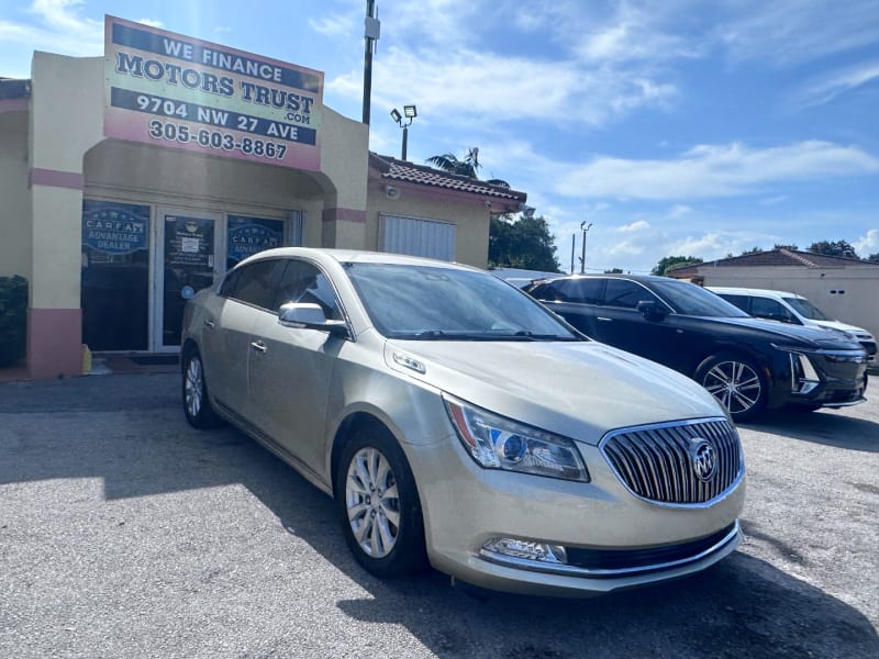 Buick LaCrosse 2015 price $4,999