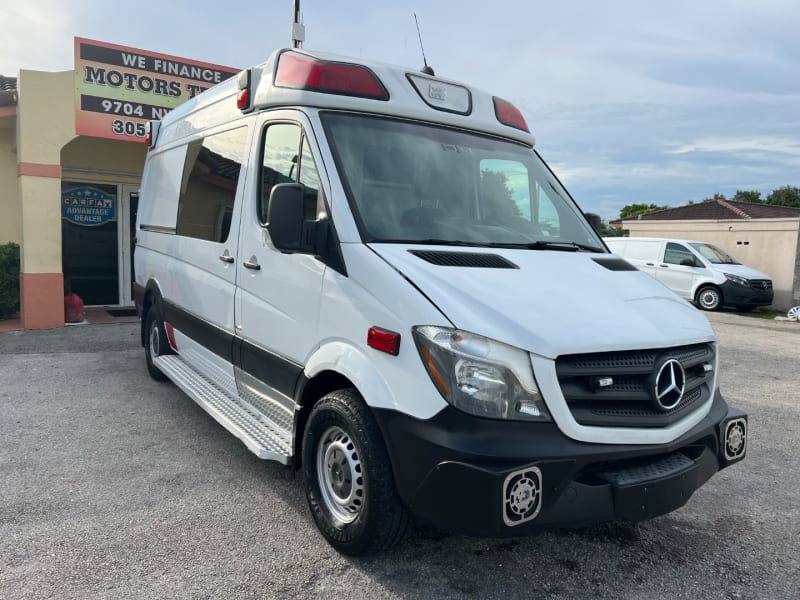 Mercedes-Benz Sprinter Cargo Vans 2015 price $17,799