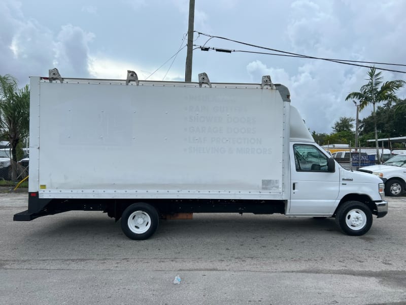 Ford Econoline Commercial Cutaway 2014 price $8,999