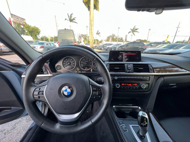 BMW 3-Series 2014 price $8,899