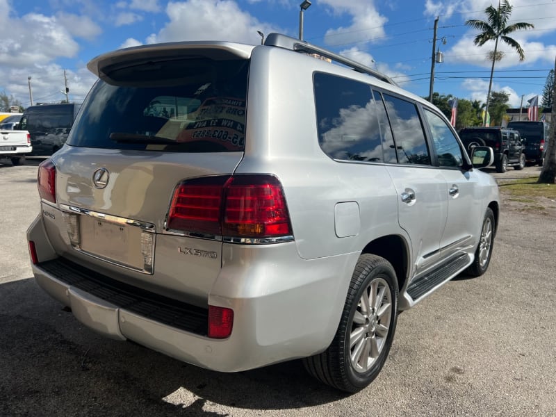 Lexus LX 570 2009 price $12,999