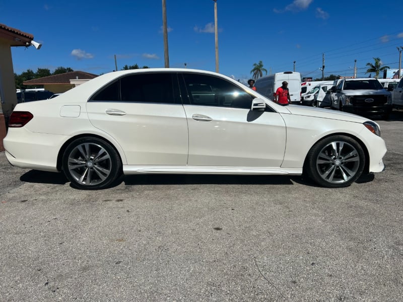 Mercedes-Benz E-Class 2016 price $11,799