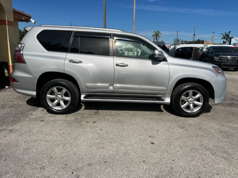 Lexus GX 460 2014 price $17,299