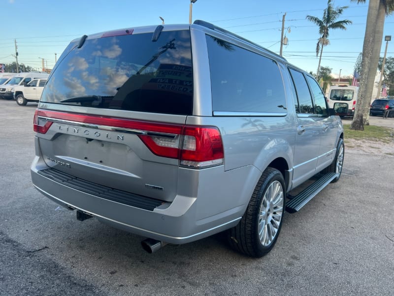 Lincoln Navigator L 2015 price $11,999