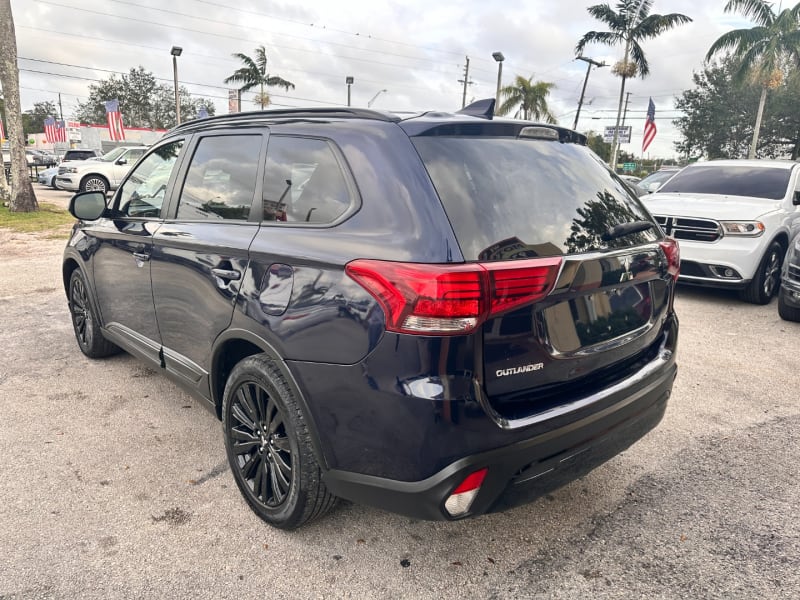 Mitsubishi Outlander 2020 price $10,499