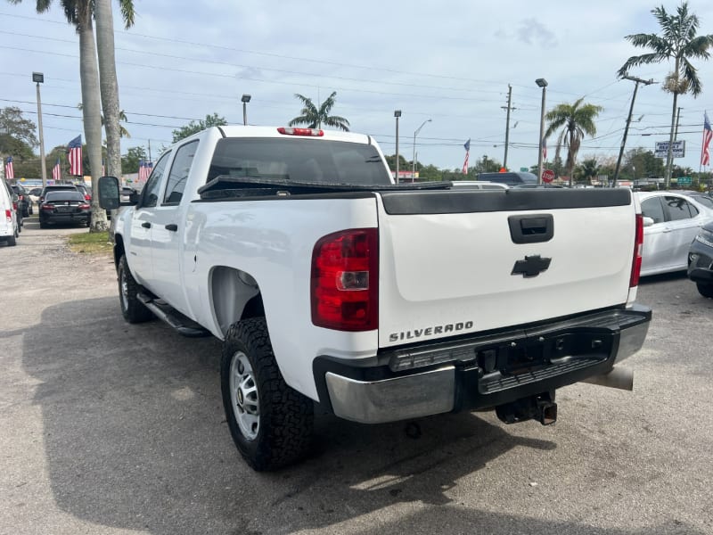 Chevrolet Silverado 2500HD 2011 price $10,299