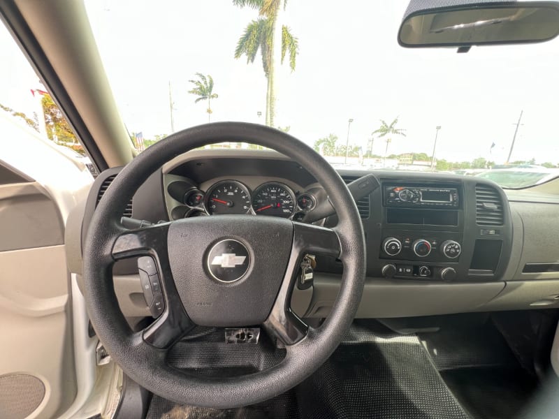 Chevrolet Silverado 2500HD 2011 price $10,299