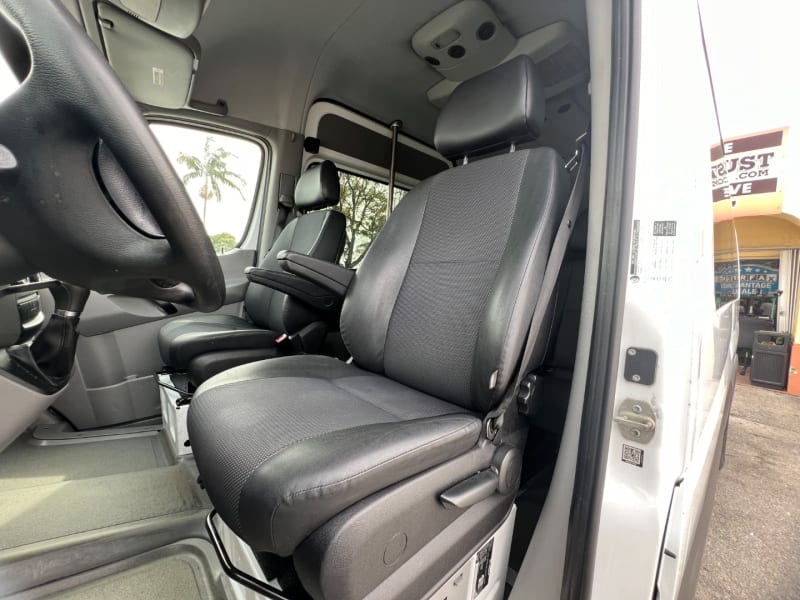 Mercedes-Benz Sprinter Passenger Van 2017 price $30,999