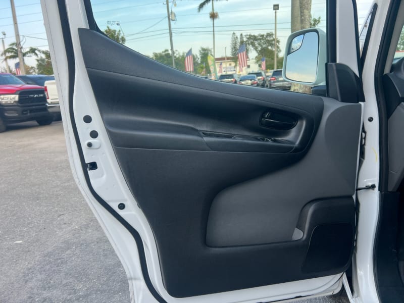 Nissan NV200 Compact Cargo 2020 price $10,799