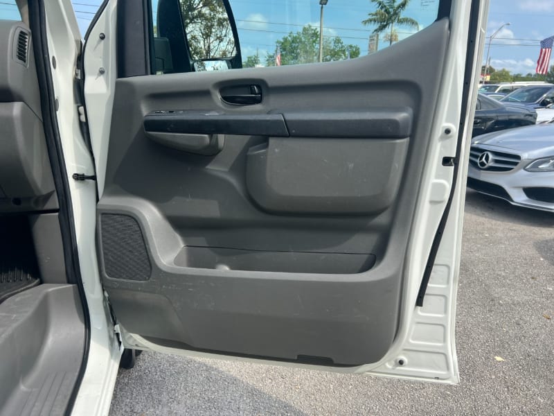 Nissan NV Cargo 2017 price $9,999