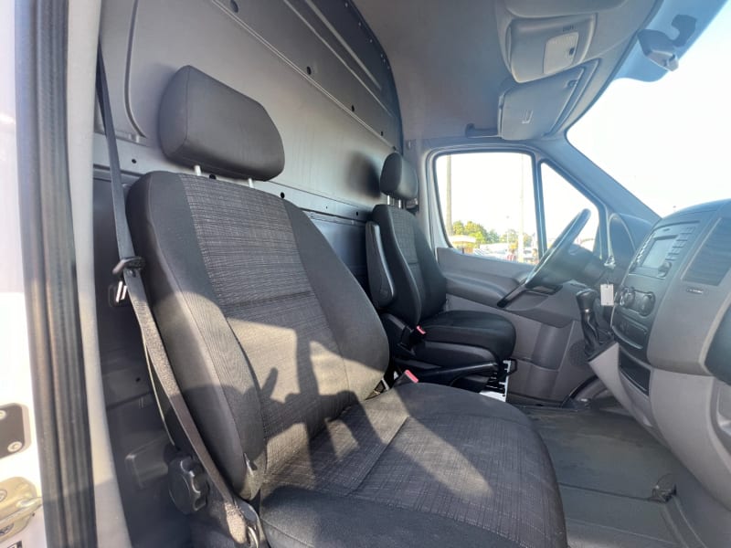 Mercedes-Benz Sprinter Cargo Van 2017 price $15,699