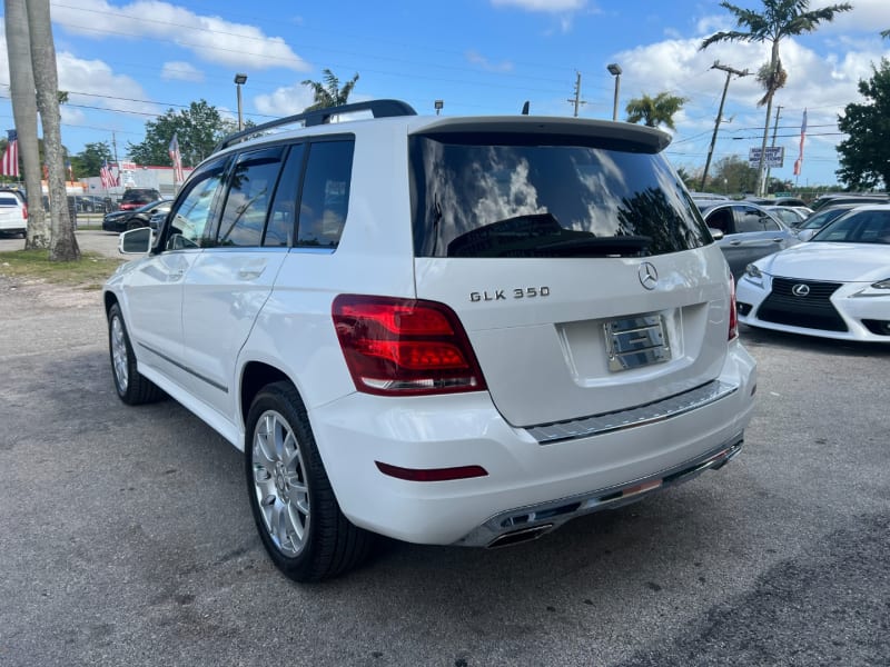 Mercedes-Benz GLK-Class 2015 price $10,499